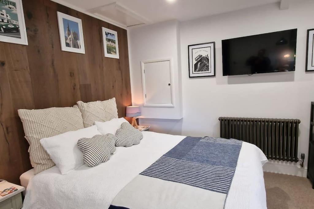 The Old Barn Annexe, Cosy Stay, Close Drive To City, Beach, South Downs & Goodwood 奇切斯特 外观 照片